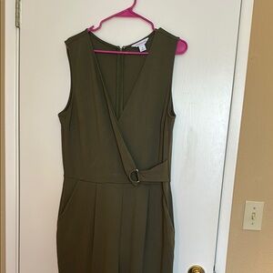 Liz Claiborne Green Sleeveless V-neck Jumpsuit